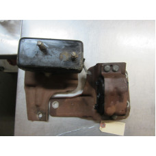 08F035 Motor Mounts Pair From 2002 Ford Expedition  5.4 YL346B032BA